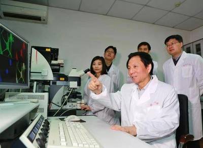 顧曉松院士當(dāng)選中國醫(yī)學(xué)科學(xué)院首批學(xué)部委員 彰顯南通大學(xué)科研實力